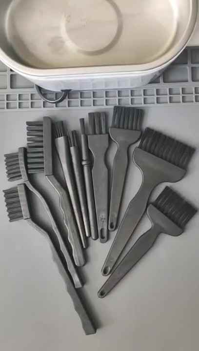 Kit 6 Spazzole Pulizia Piccoli Spazi - Per Tastiera, Scheda Madre, Fotocamera