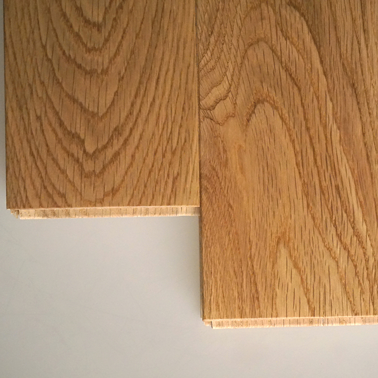 Best quality  Oak hardwood flooring for sale