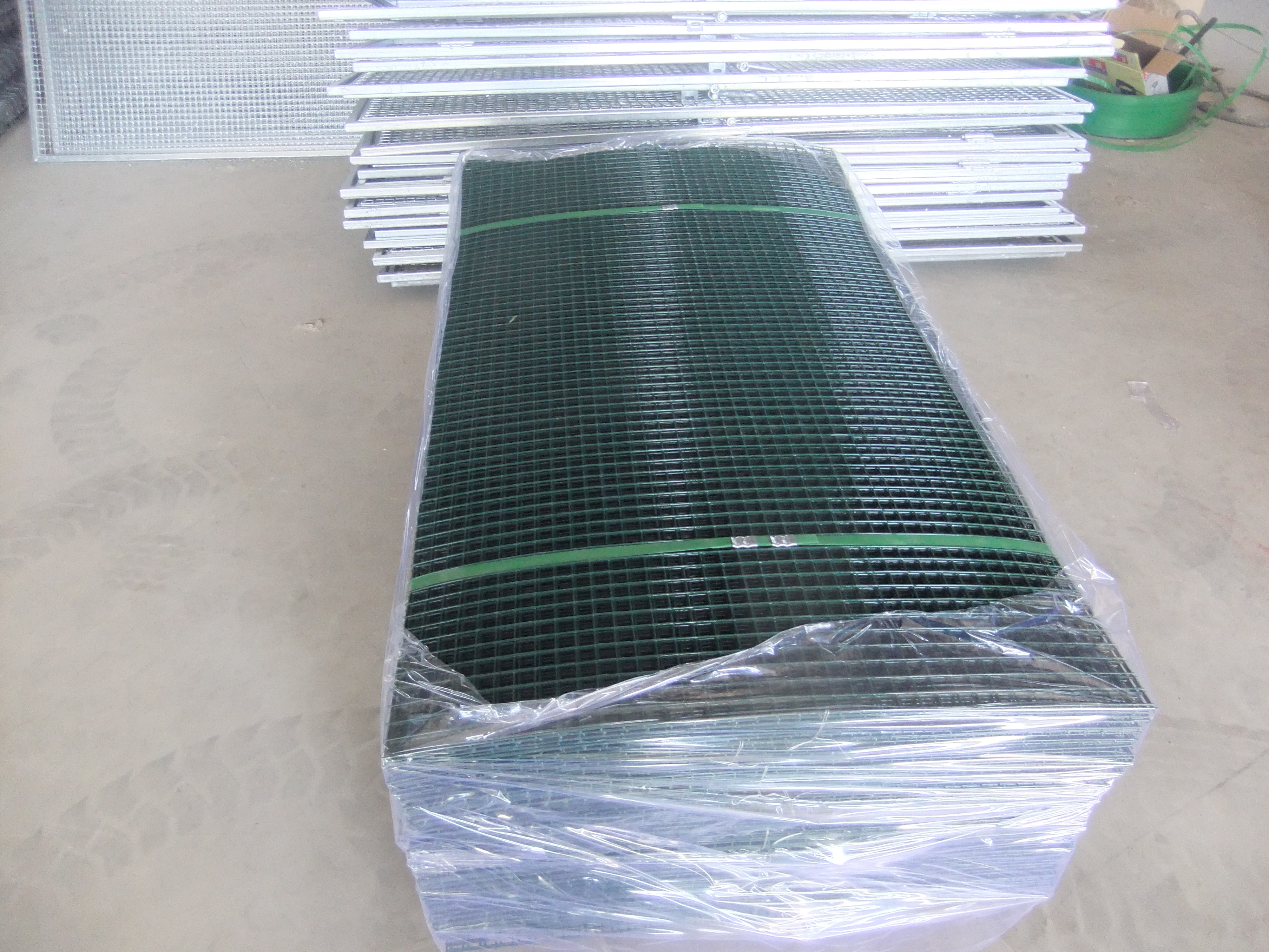 Welded Wire Mesh Panels 1.2x2.4m Galvanised 4x8ft Steel Sheet Metal 2" Holes