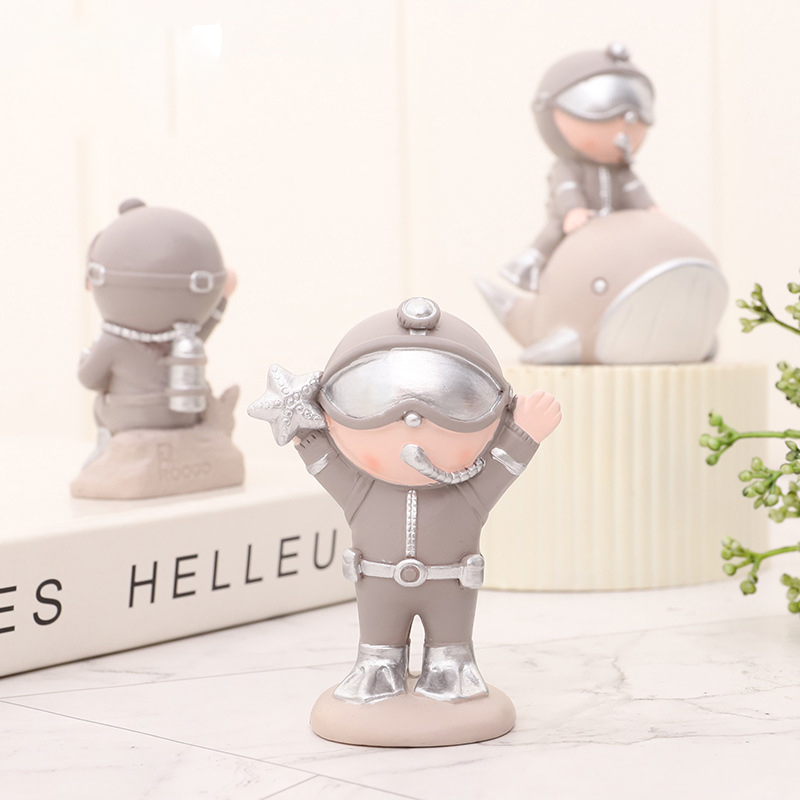 Resin Happy Birthday Cake Topper Diver Kids Favors For Party Supplies Baby Boy or Girl Wedding Cake Decor