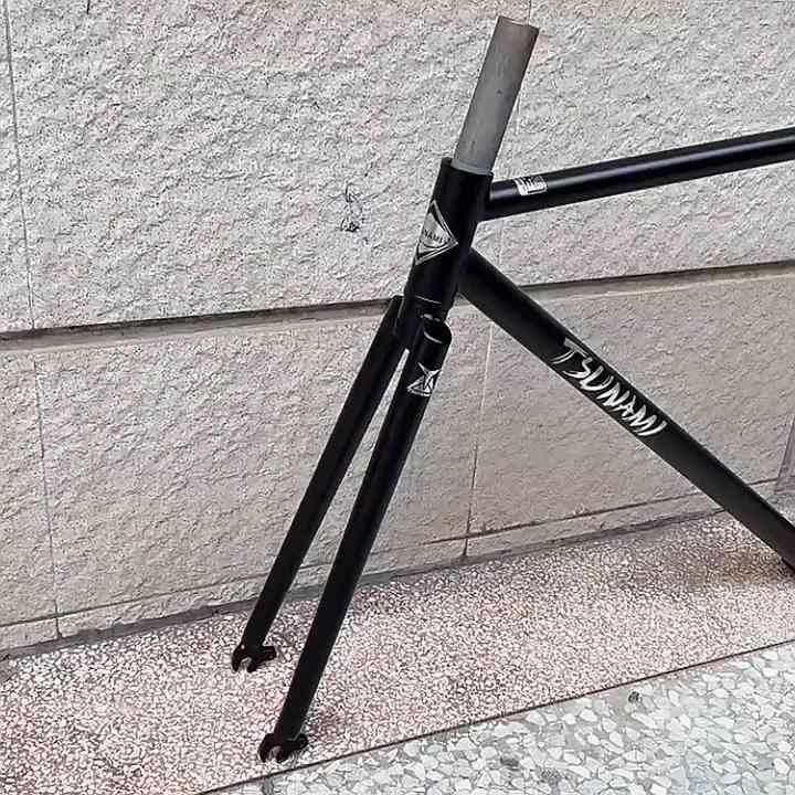 TSUNAMI SNM4130 Chromoly Steel Fixie Frame - Lightweight 700C