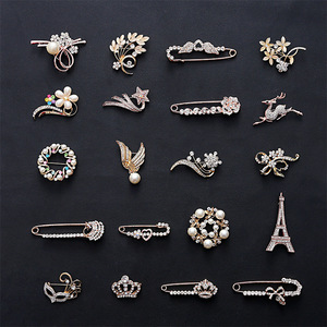 Fashion Brooches Gold Color Buckle Scarf Clip Clothing Accessories Brooch Jewelry For Women Girls