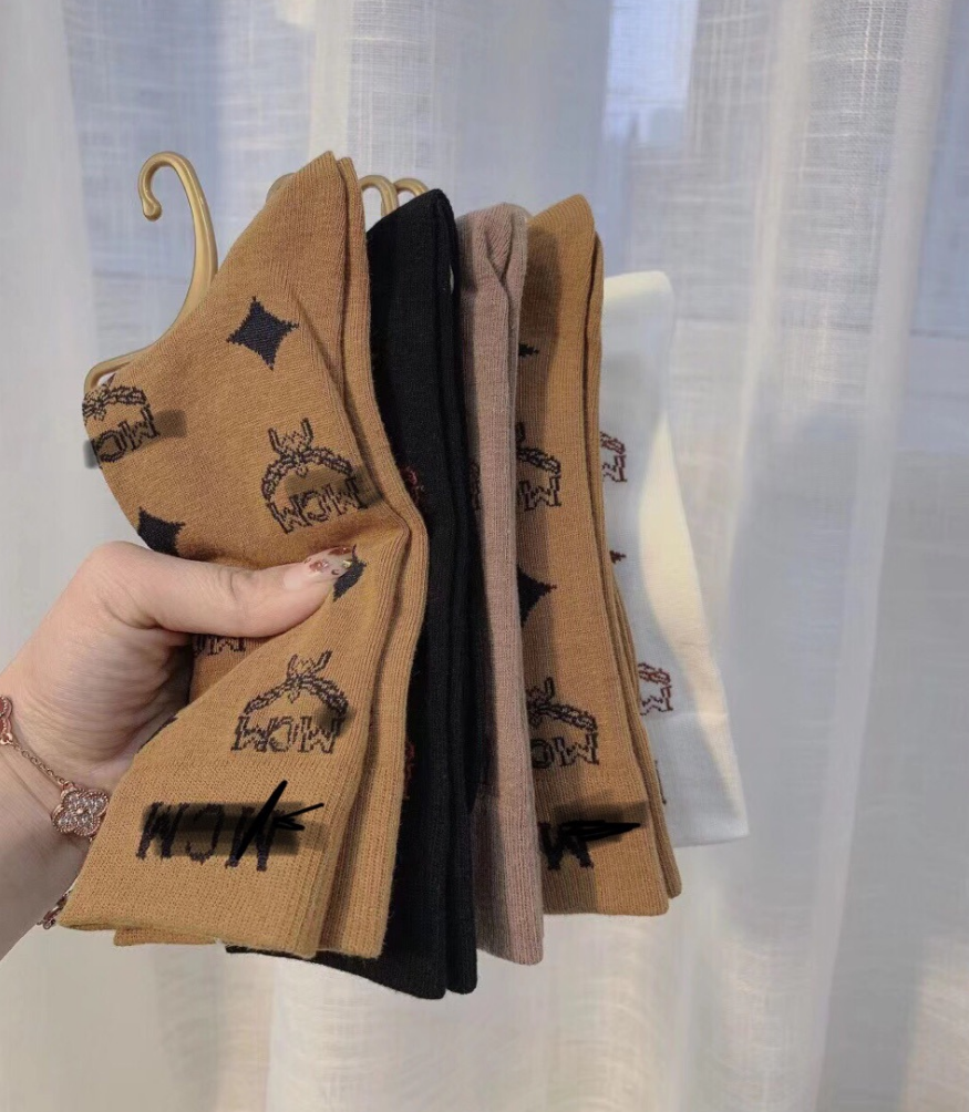 Оптовая Продажа Осень Зима трендовые скейтборд дюжина носки женщин хлопок D буквы Носки