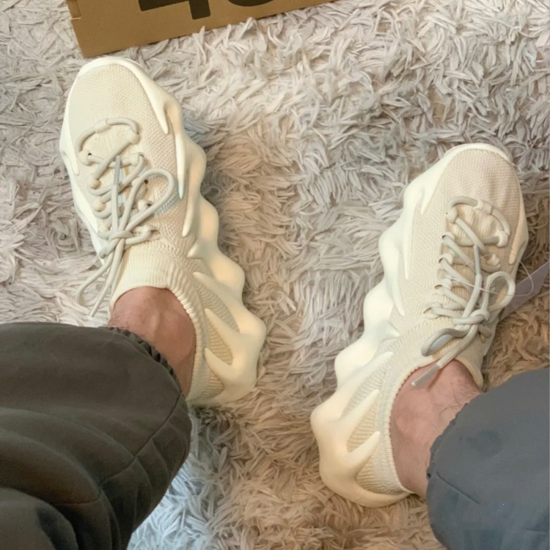 2021 новый дизайн обуви yeezy 450 дышащие модные кроссовки белого цвета