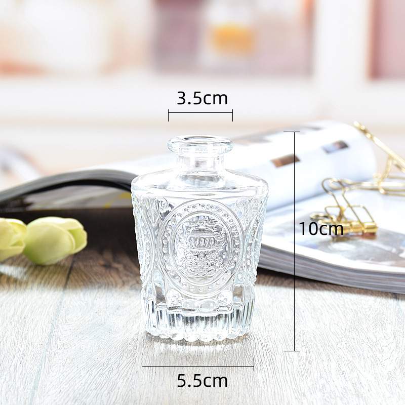 Wholesale Relief pattern glass vase flower arrangement transparent desktop creative glass small vase