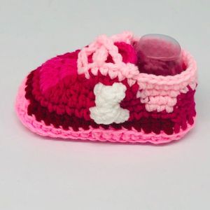 knit baby sandals