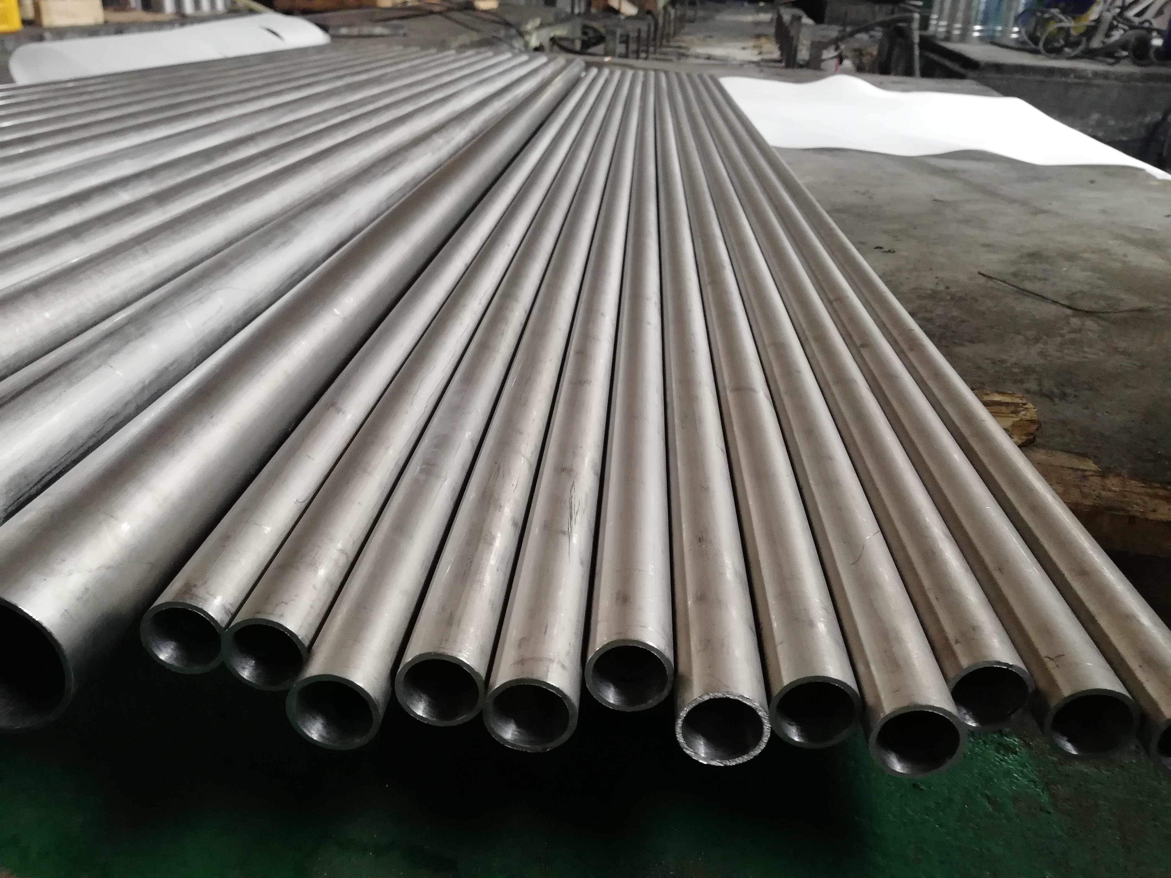 High Quality Dn700 SCH60 Astm B363 Gr2 Titanium Elbow For Pressure Vessel