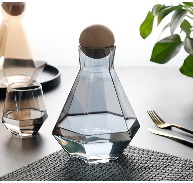 Support Drop Shipping Crystal Glass Water Pitcher Carafe Jug Set with Ball Wooden Lid and Cups Set