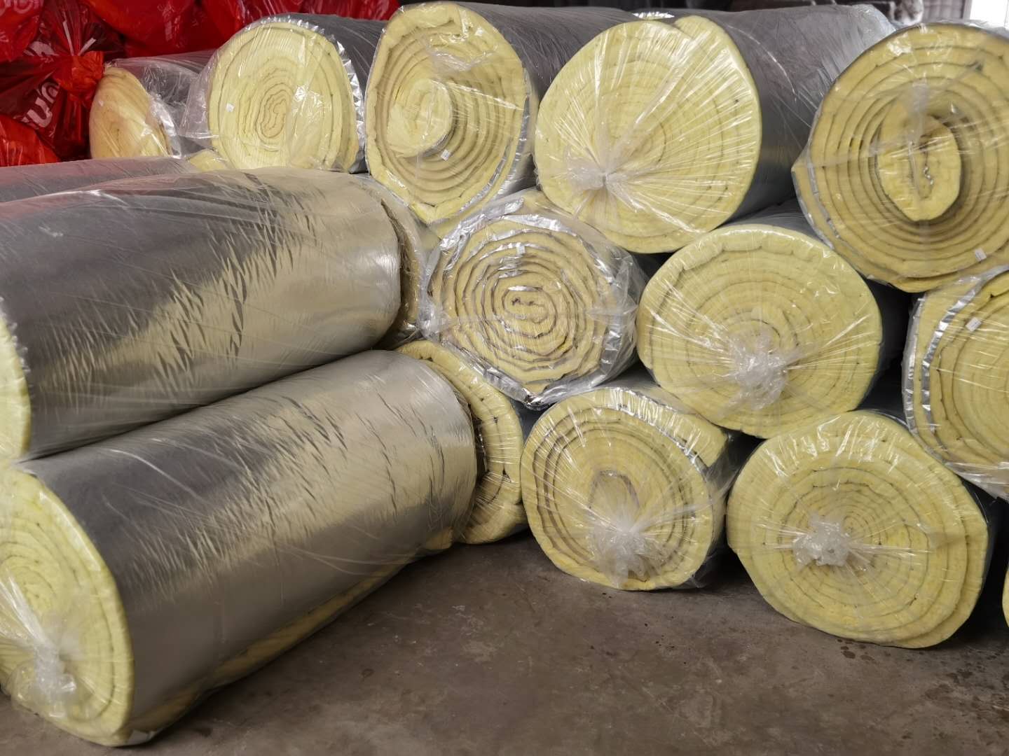 高密度声学r13 r19 r20玻璃纤维玻璃棉隔热卷毯 - buy glasswool