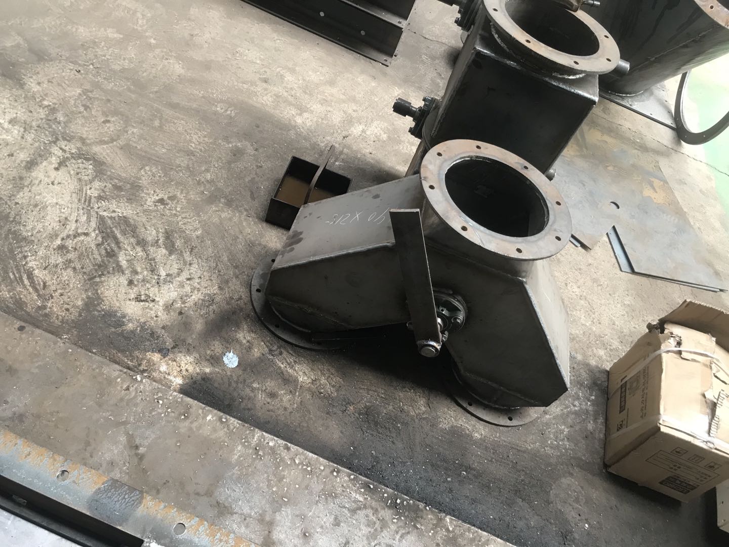 优质气动三通阀分流阀 - buy diverter valve,tee discharge part