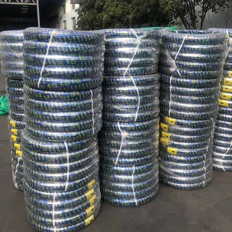 Шина для мотоцикла