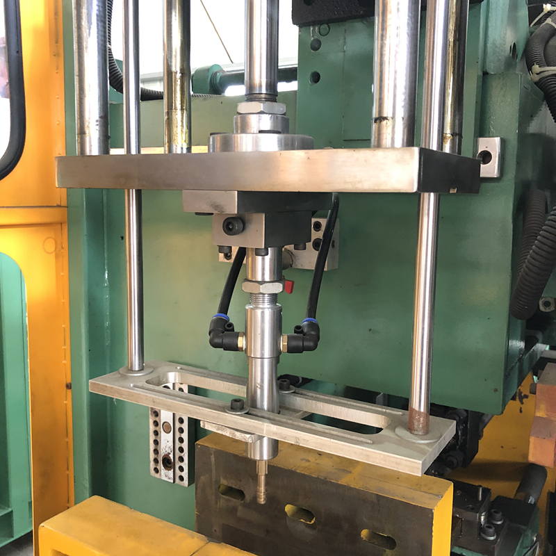 2021 станок для пластиковых полых погонажных деталей/полностью автоматическая машина выдувного формования машина/небольшое пластиковое экструзионное выдувное формование машины