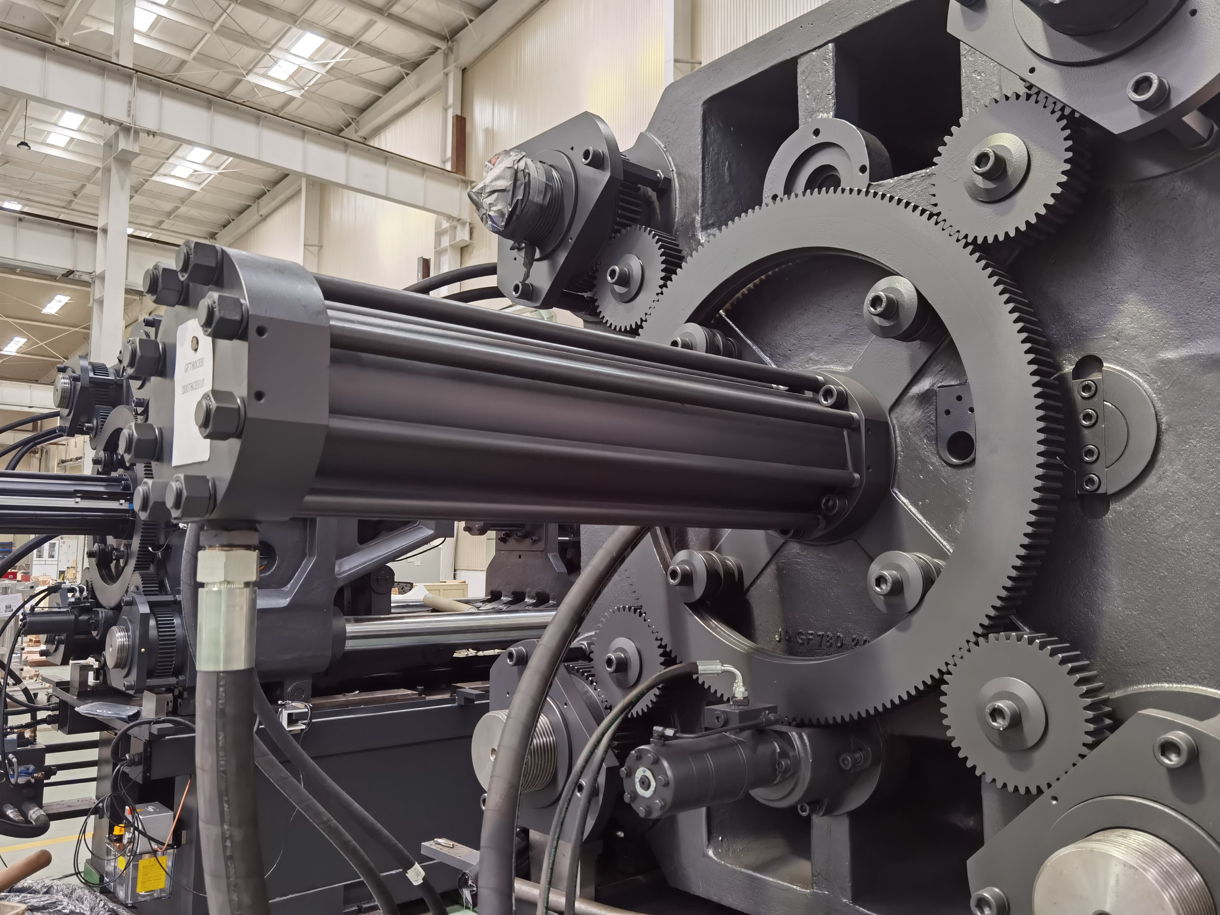 水瓶pet瓶坯低成本机注塑塑胶机 - buy injection plastic molding