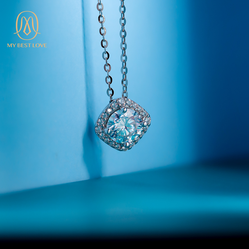 Luxury Pure 18K White Gold Chain Pendant Women jewelry Moissanite Diamond Moissanite Pendant Set