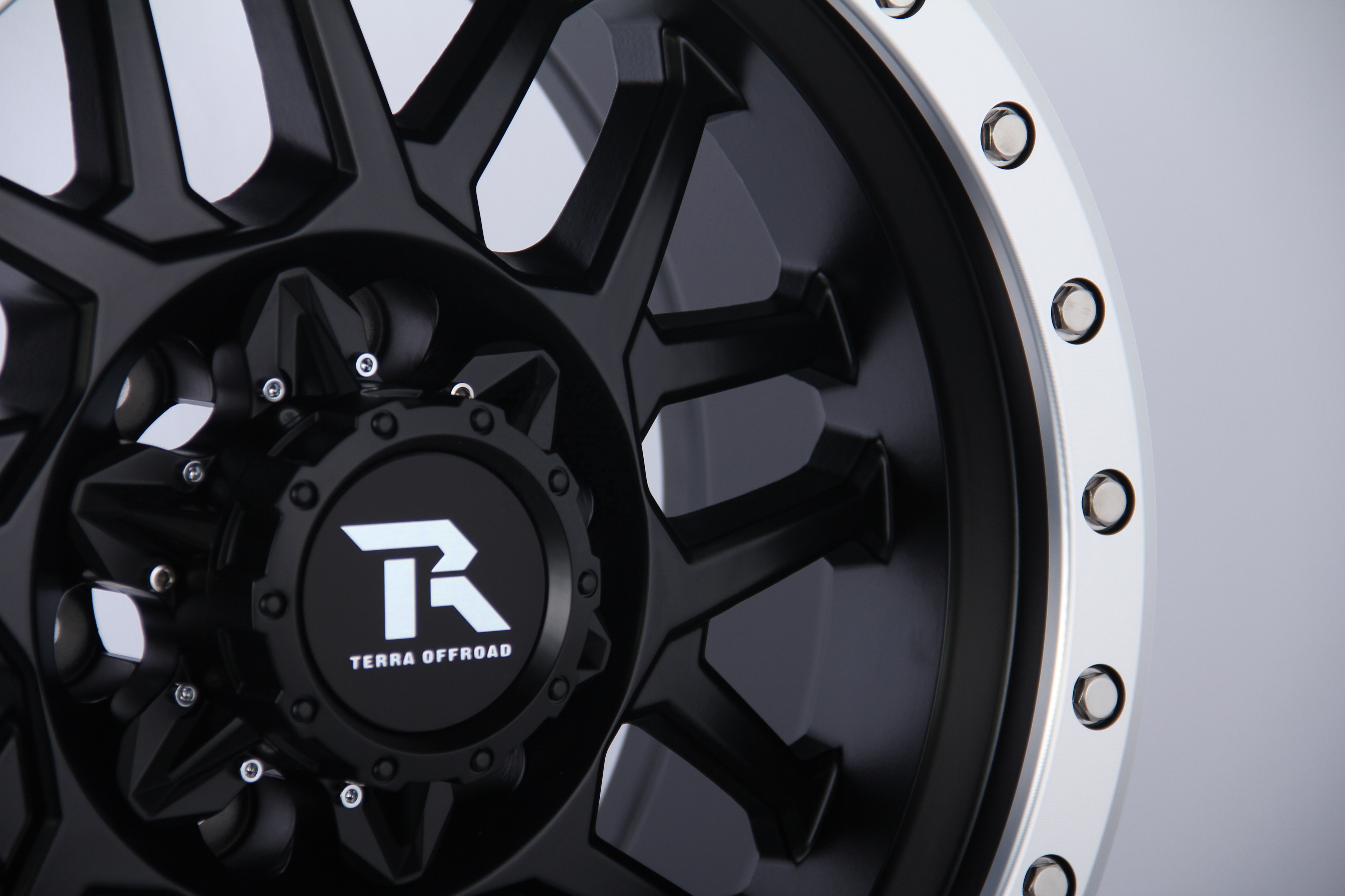 Диски 17 дюймов к7. 3 черные. Asanti alligator диски. 7 d106. Диск авто 17 дюймов.