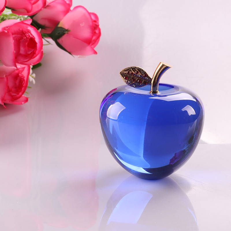 Сюрприз подарок на свадьбу Хрустальное яблоко с видами цветов