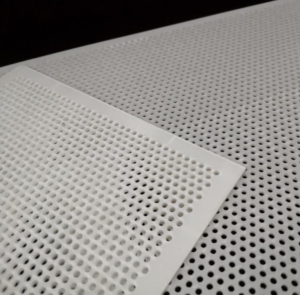 перфорированный лист окрашенный. перфорированный пластиковый лист. перфорированный лист ту 1812-001-50336739-2008. перфорация пластиковая. 5.