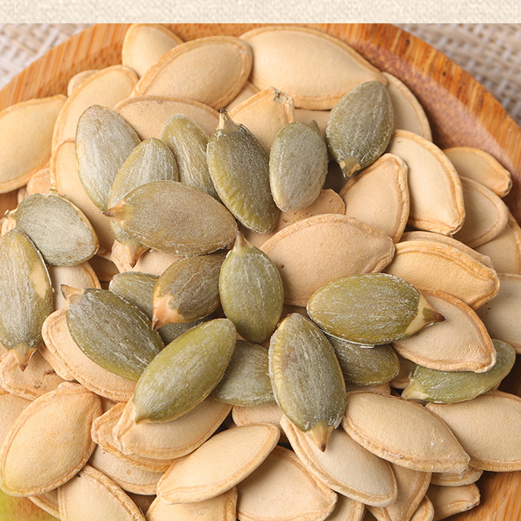 Семена тыквы кожурой. Семечки без шелухи. Семя тыквы. Тыквенные семечки от глистов. Тыква "лечебная".