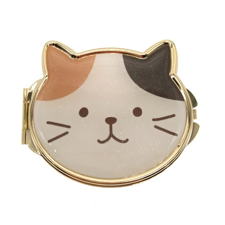 P1056...PACK OF 4 ENAMEL /& CHROMED CAT PENDANTS OR CHARMS