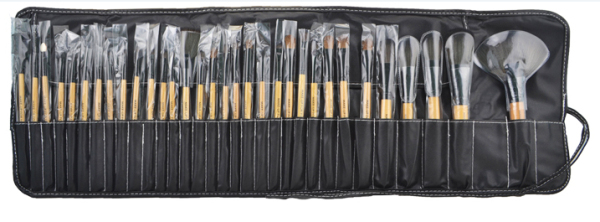 Factory price 32Pcs Print Logo Makeup Brushes Professional Cosmetic Make Up Brush Set Best Quality