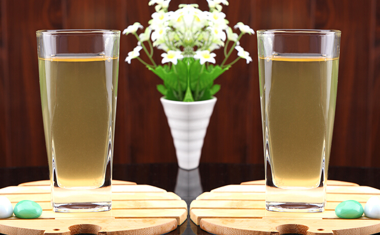 Wholesale stemless wine glass round slanted-bottom whisky glass