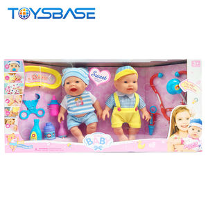 muñeca con bañera y ducha