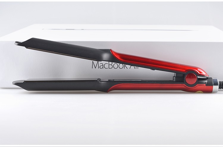 Kemei KM-531 New Design Top Quality 40W Flat Iron Styling Iron Professional Electric Hair Straightener