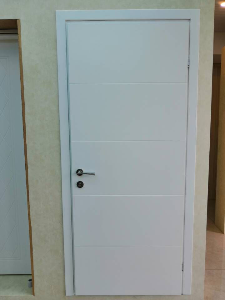 Israel market white painting painted T type door can turn left or right wpc  door