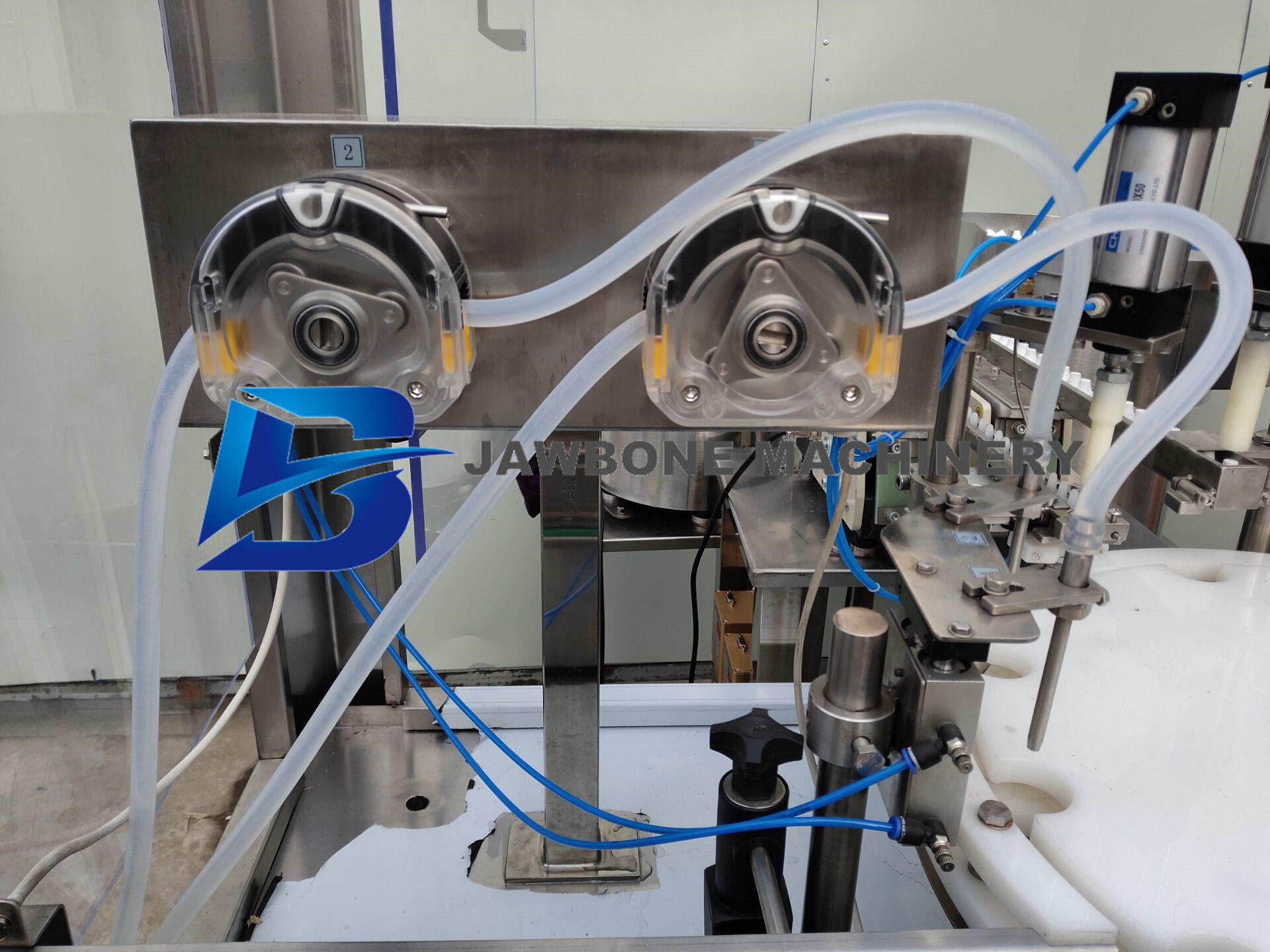 JB-YX2 автоматика 10-50 мл бутылка лака для ногтей наполнения и укупорки машина