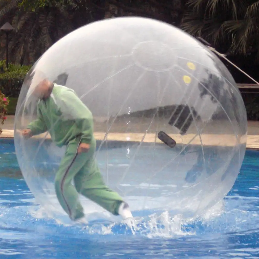 Ходит в шаре. Прозрачный шар для человека. Надувной Водный шар. Человек в шаре. Прозрачный шаршар надувной.