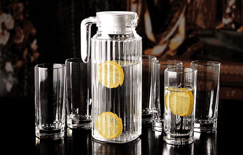 34 Oz Glass Pitcher and Drinking Glasses Set - Thick Glass Serving Jug and Six 10 Oz. Tall Cups (Dishwasher Safe)