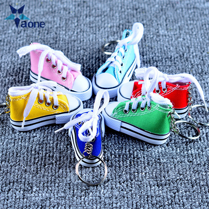 Portachiavi Scarpa in Canvas - 6 Pcs Mini Sneaker di Tela Moda Ciondolo Portachiavi Chiave per Borsa Zaini - Accessorio Regalo Souvenir per Donna