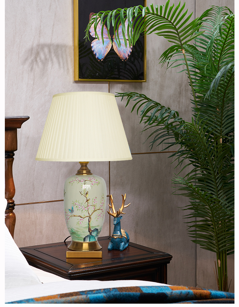 Ceramic table lamp with flower painting for decor in living room  porcelain lighting for bedside hotel from Jingdezhen wholesale