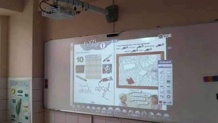 L'école multi d'utilisateur de soutien utilisent le projecteur interactif de jet de short du DLP 3D