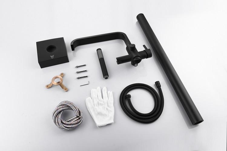 China Factory Good quality Prices Bathtub Faucet Black Floor Mount Brass Single Handle Bathroom Faucets with Hand Shower