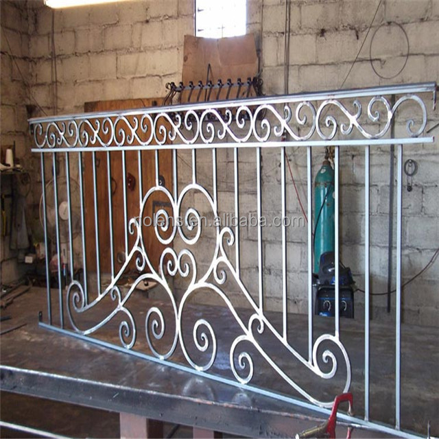Корпус снаружи перила из кованого железа окна гриль дизайн