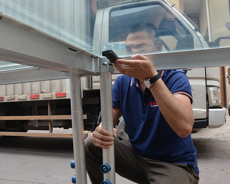 Portable Acrylic Plexiglass Catwalk Stage Platform For Fashion Show