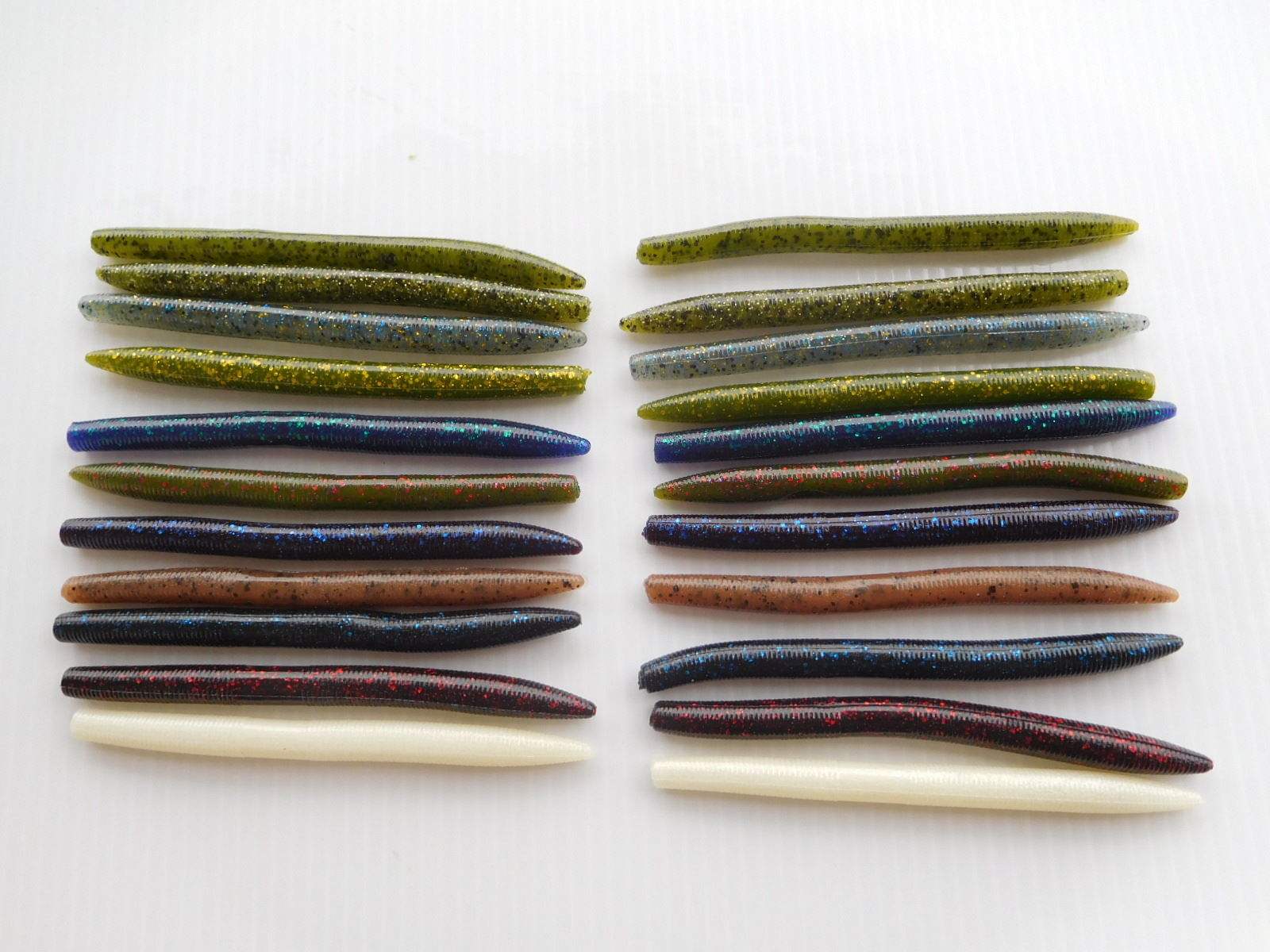 バスフィッシングソフトルアー各種 deps BASIRISKY ソフトルアー 18個