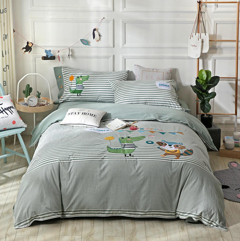 Good Friend Cute Cartoon design with Embroidery beautiful star, Cotton 100 Percent for baby, Kids Twin Bedding Duvet Cover Sets
