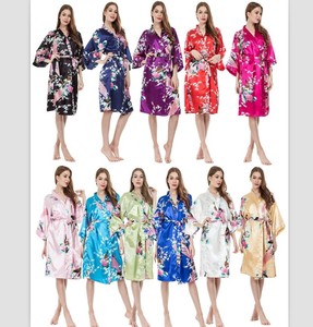 Wholesale women personalized Peacock Kimono silk satin robes for bridesmaid