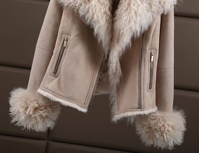 Hot Sale Lamb Fur Jacket Ladies Double-faced Sheepskin Fur Coat for Winter