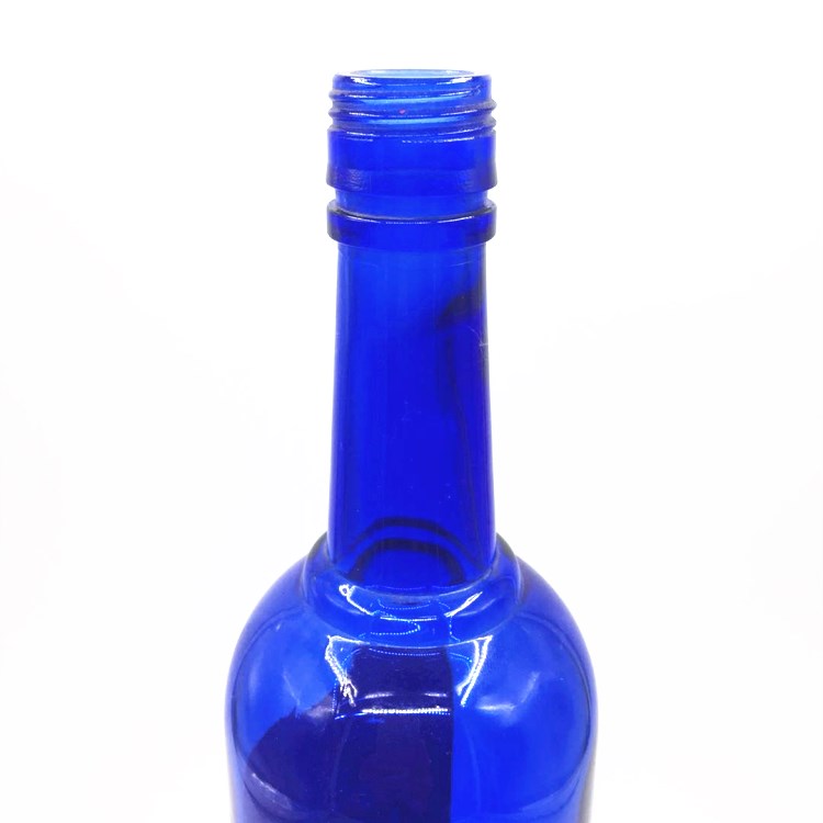 Blue 750ml Screw Top Liquor Glass Bottle for Vodka, Whisky, Wine