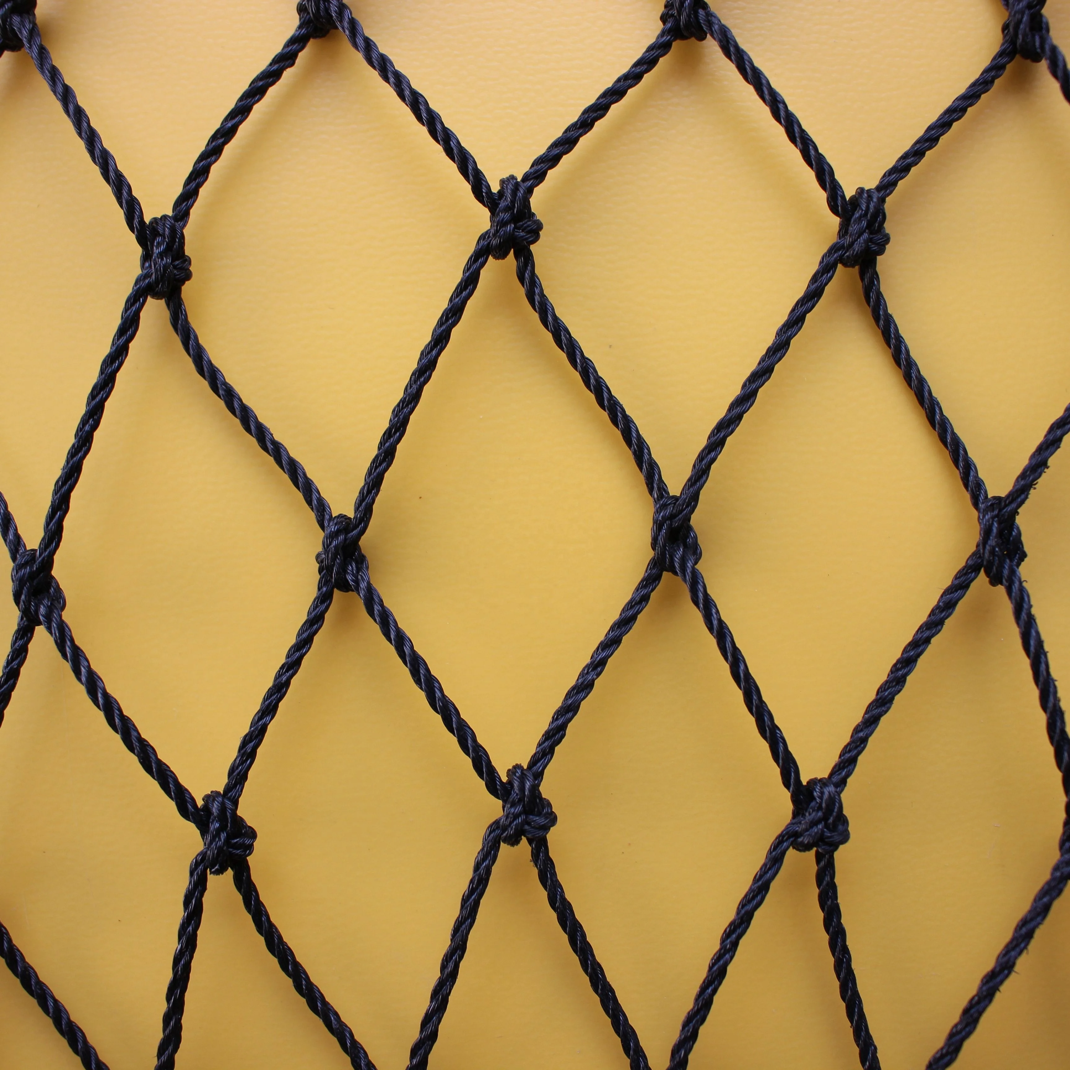 12.5/' x 100/' Heavy Knotted 1/" Aviary Poultry Net Netting