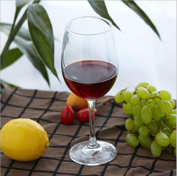Best Wine Glass Fashion Designed  long Stem Wine Glasses - Made from 100% Lead Free Premium Crystal Glass
