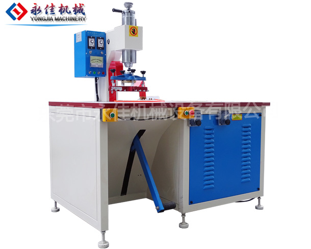 Сварочный аппарат для изготовления чехлов из ПВХ, горячего тиснения