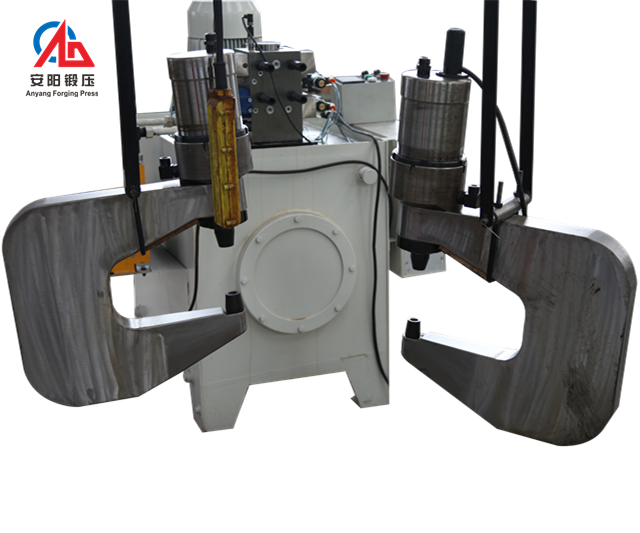 Гидравлический холодной/горячей клепки машина делая шасси грузовика