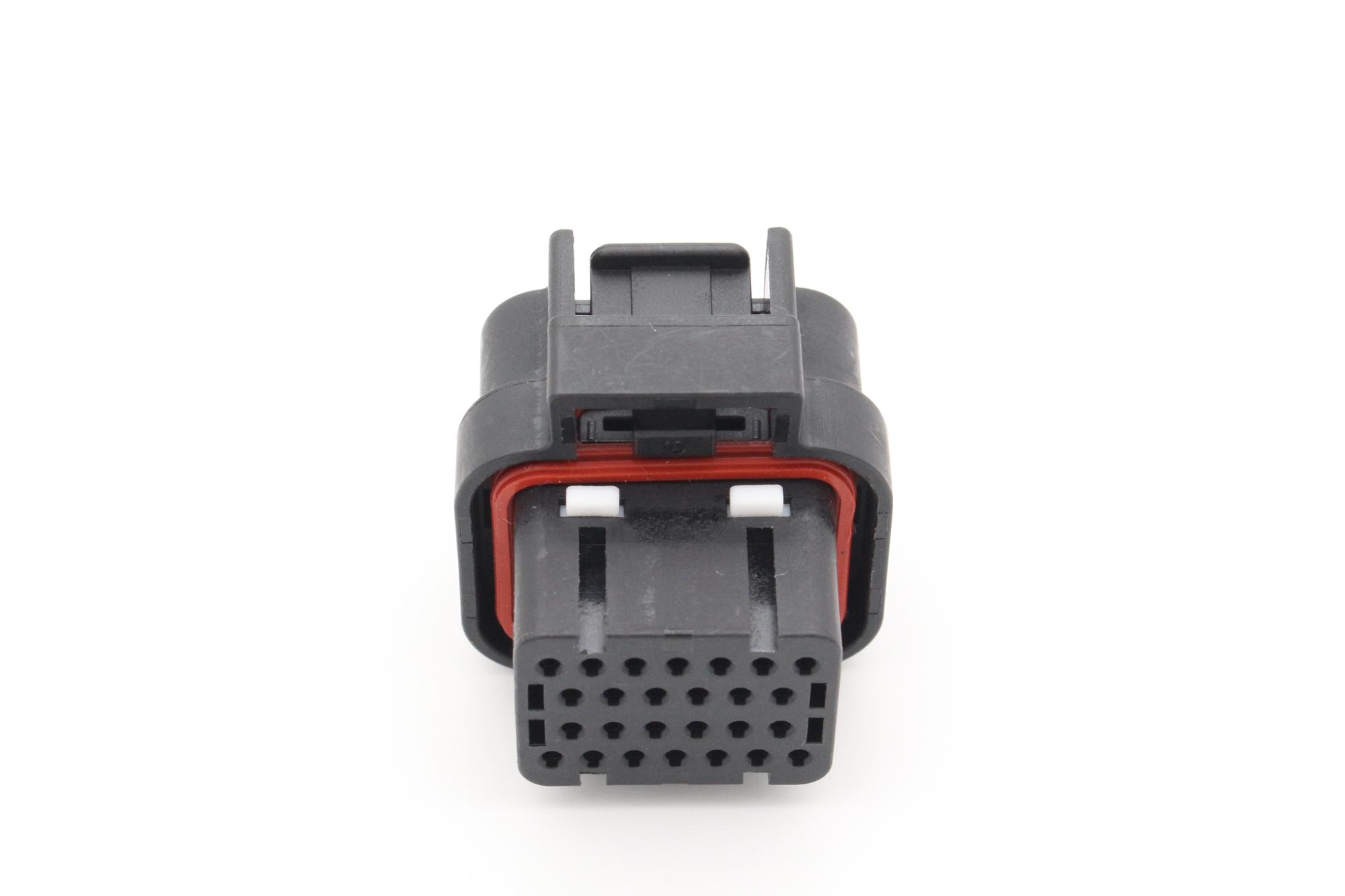 175027-1 Multi-Lock 070 Female TE/AMP Automotive Connector
