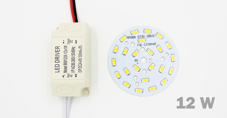 3W 5W 7W 9W 12W 15W 18W 24W SMD5730 puce à diode électroluminescente + coque en plastique LED alimentation du pilote pour plafonnier LED