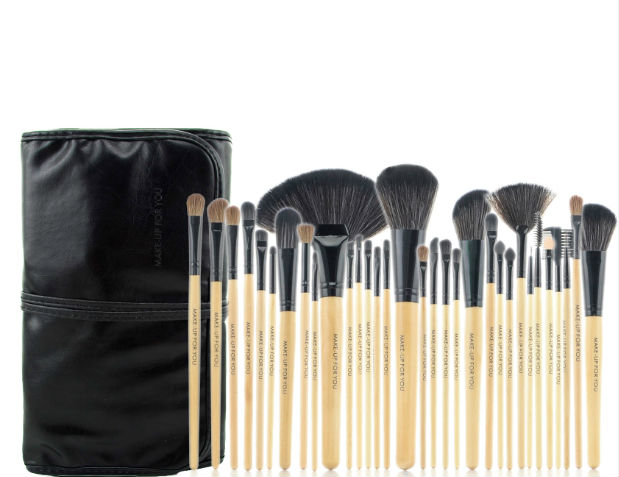 Factory price 32Pcs Print Logo Makeup Brushes Professional Cosmetic Make Up Brush Set Best Quality