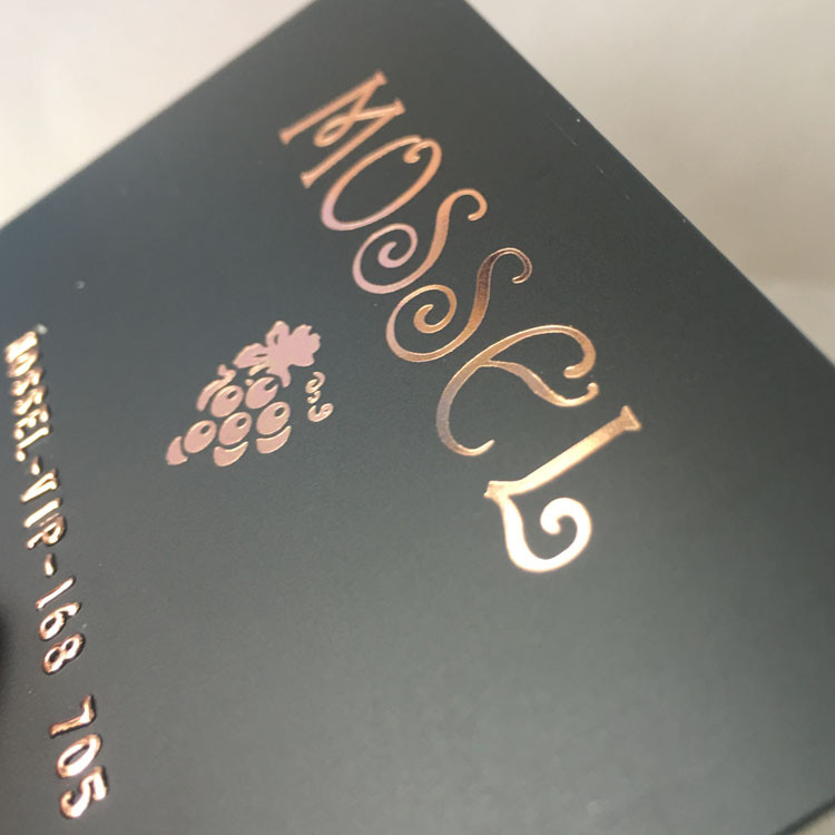 Black material Credit card size Matt finished gold hot stamping pvc business  card